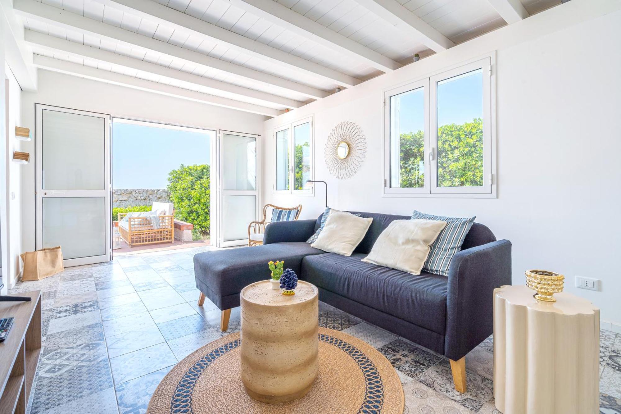 Prima Luce Sul Mare Apartment *